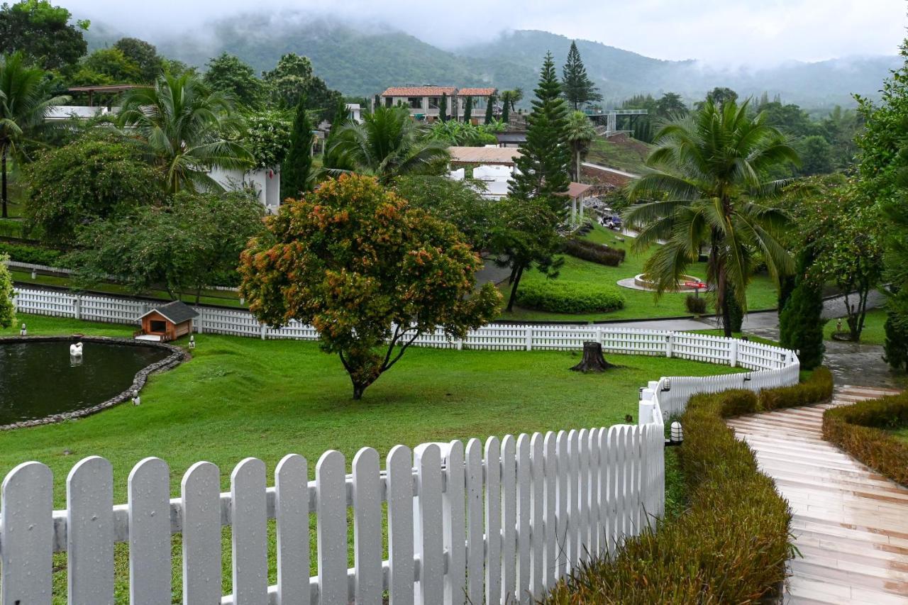 Swiss Valley Hip Resort Suan Phueng Exterior foto