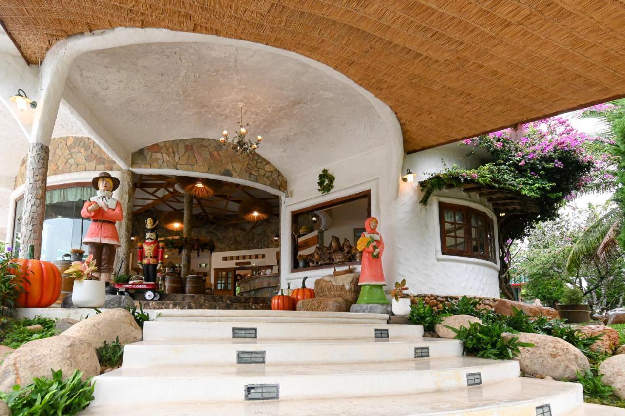 Swiss Valley Hip Resort Suan Phueng Exterior foto