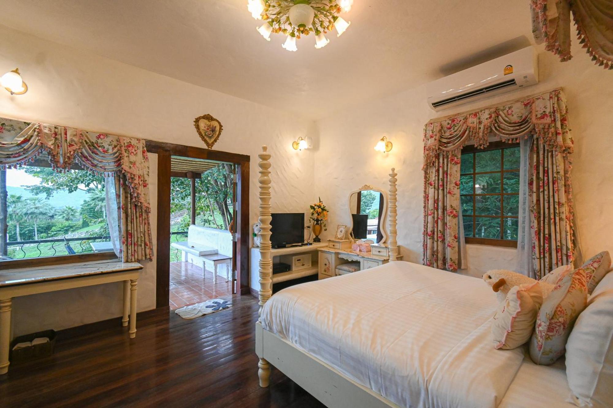 Swiss Valley Hip Resort Suan Phueng Habitación foto